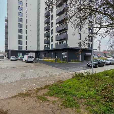 Apartment Widokowy Wojciechowskiego Parking I Loggia By Renters Prestige Poznan
