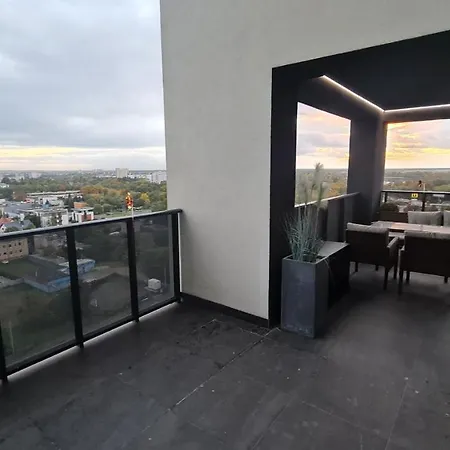 Apartment Widokowy Wojciechowskiego Parking I Loggia By Renters Prestige Poznan
