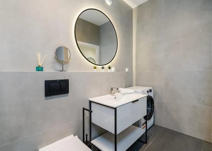 Apartmán Widokowy Wojciechowskiego Parking I Loggia By Renters Prestige Poznaň